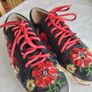 Retro Flower Sneakers Image 2