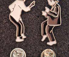 Pulp fiction, pin back badges. X 2