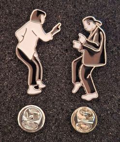 Pulp fiction, pin back badges. X 2