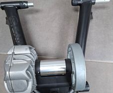 Staris Fluid 2 Static Bike Trainer