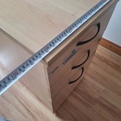 Chest of drawers