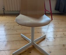 kids desk chair