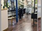 Hairdressing chair to rent /nails/ brows Image 5
