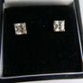 Vintage 14K Sold Yellow Gold Cushion Cut Cubic Zirconia Stud Earrings 0,88g Image 3