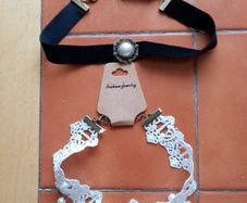 2 new fashion neck chokers.