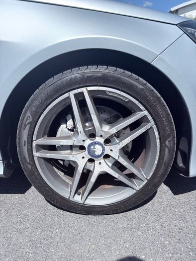 Mercedes 18 inch alloy wheel