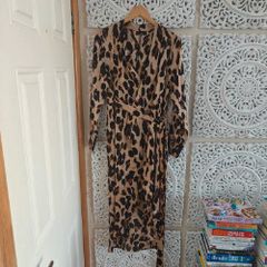 Leopard print wrap dress M/L