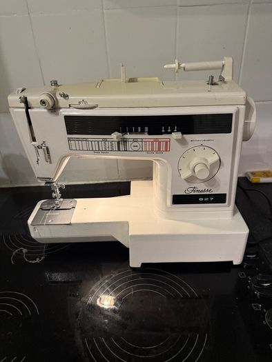 sewing machine