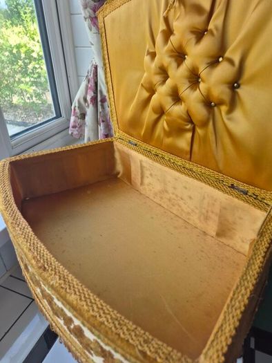 Vintage MidCentury 1950s Tapestry sewing box foorstool