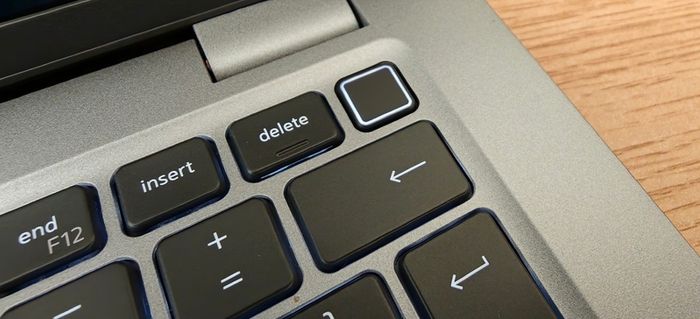 Dell 5 series latitude. 5450 Intel ultra 5