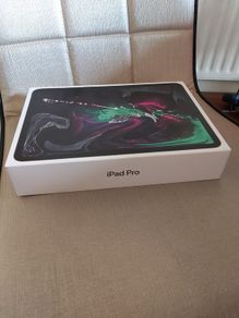 iPad Pro empty box
