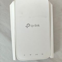 TP-Link RE330 AC1200 Dual Band Wi-Fi Range Extender.