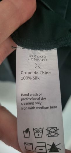 In Good Company bottle green silk contemporary midi Sz M ( Fit 12-14 UK) - Rrp 129 ( New)