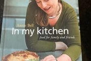 Cook books / 5 Euro each or 3 for 10 Euro