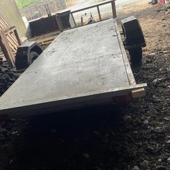 flat bed trailer