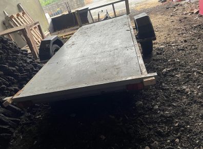 flat bed trailer