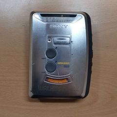 Sony WM-FX183 Walkman Cassette Player