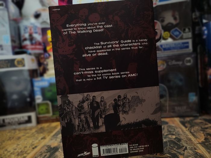 The Walking Dead: Survivors' Guide ! 2011 by Image Comics !