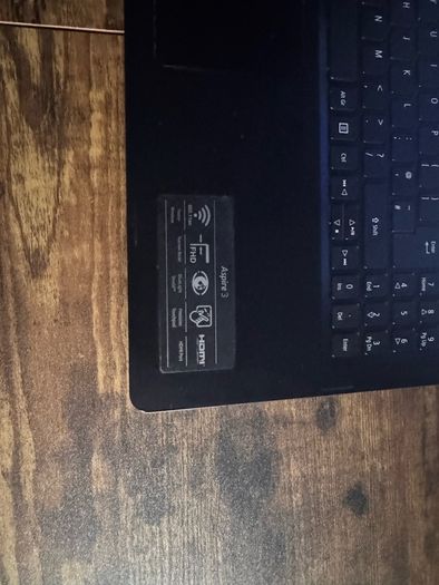 Acer Laptop plus Charger and Cables Working