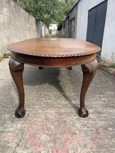 Antique Table - Extending - 2 Leaves
