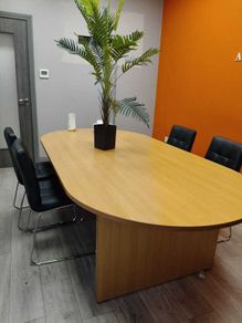 Meeting Table Oak plus 4 Chairs