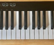iRig 37 Pro MIDI controller PRICE DROP