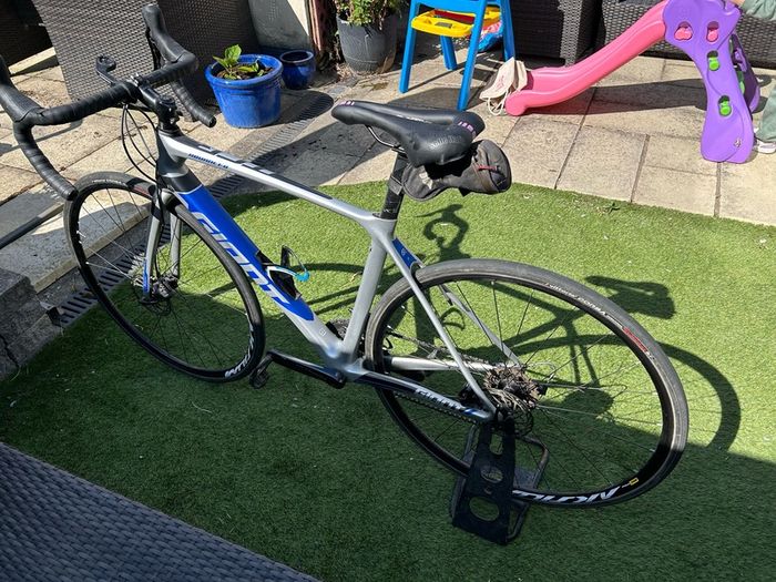 Giant Advanced TCR carbon bike