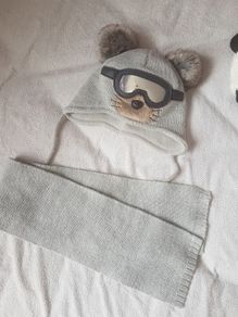 winter cute set fits up to 3 years like new