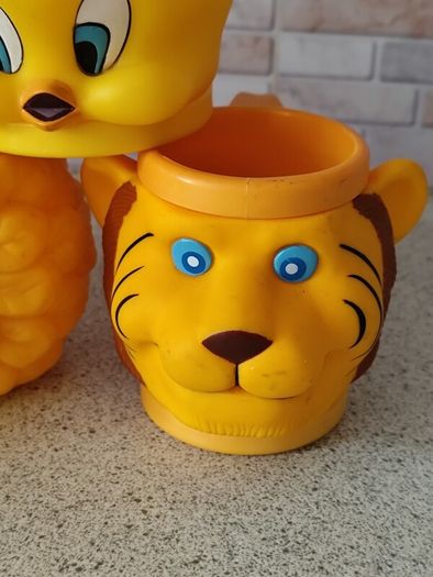 Vintage 90s Plastic 3D Character Mugs Bundle  Tweety Bird, Lion and Tiger