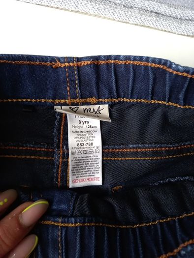Girls jumper and jeans