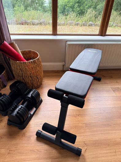 Dumbbell set 10Kg (2) and Adjustable Bench Bundle