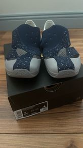 Nike boys Jordan Flare sandals. Size 2.5 uk/ 35 eu.
