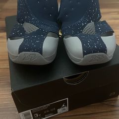 Nike boys Jordan Flare sandals. Size 2.5 uk/ 35 eu.