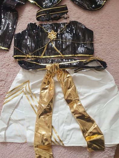 Kpop demon hunters costume and wig
