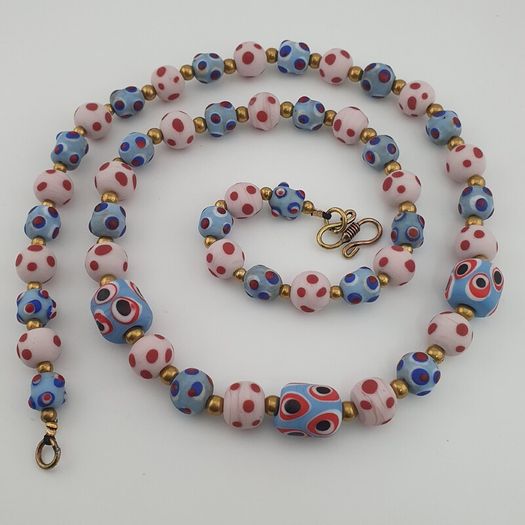 Antique Venetian Style Eyes Glass Beads Necklace