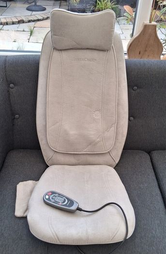 Shiatsu massage cushion