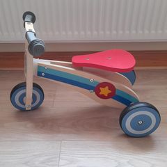 Toddler wooden trike
