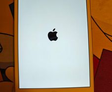 iPad Mini 2 (Model A1489) - Retina Display - Great Condition