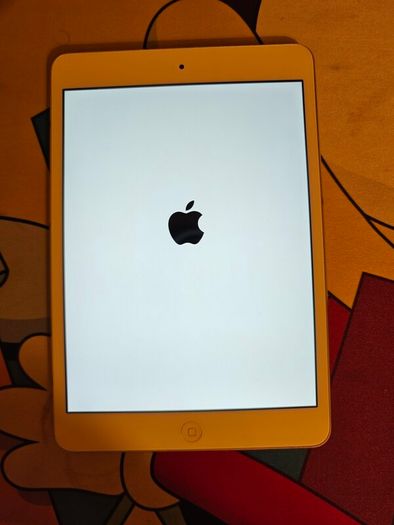 iPad Mini 2 (Model A1489) - Retina Display - Great Condition
