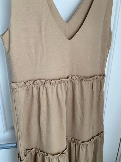 Dress new( no tag) size 6-8