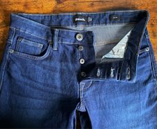 Jeans NEW Bench slim fit 32W 30L postage FREE