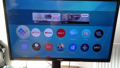 Panasonic 32" Smart TV With Stand