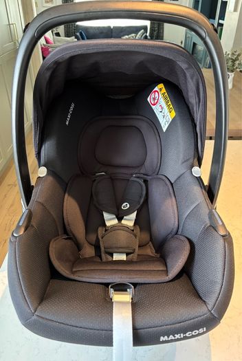Maxi Cosi Cabriofix I-Size Baby Car Seat