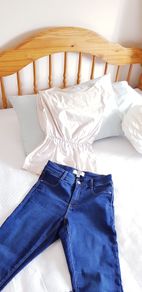 H&M Cream Top - Size 6/8