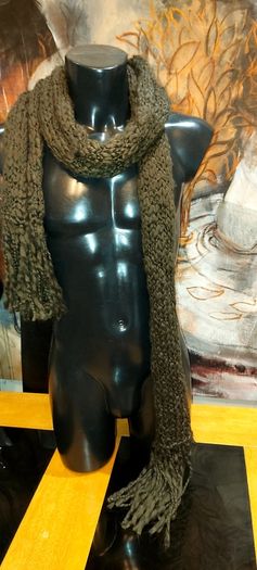 Lady Laura  Scarf/ Shawl