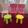 Kids table and chairs Image 4