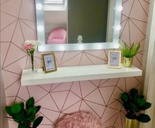 Hollywood Mirror