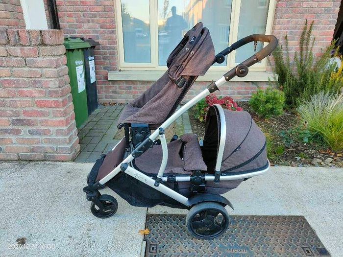 Babylo Duo x2 (double buggy) with MaxiCosi CabrioFix Isofix Base