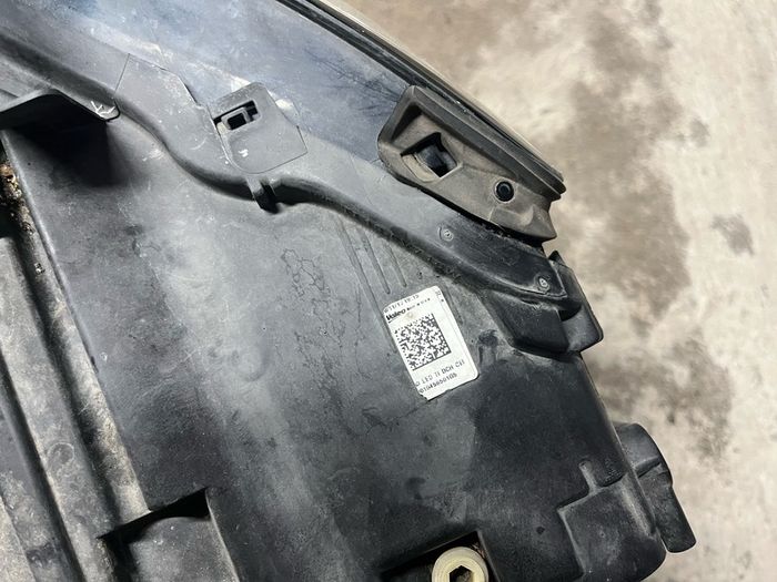 Audi a3 2018  right headlight original