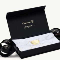 Jewellery. Dylan Oaks.